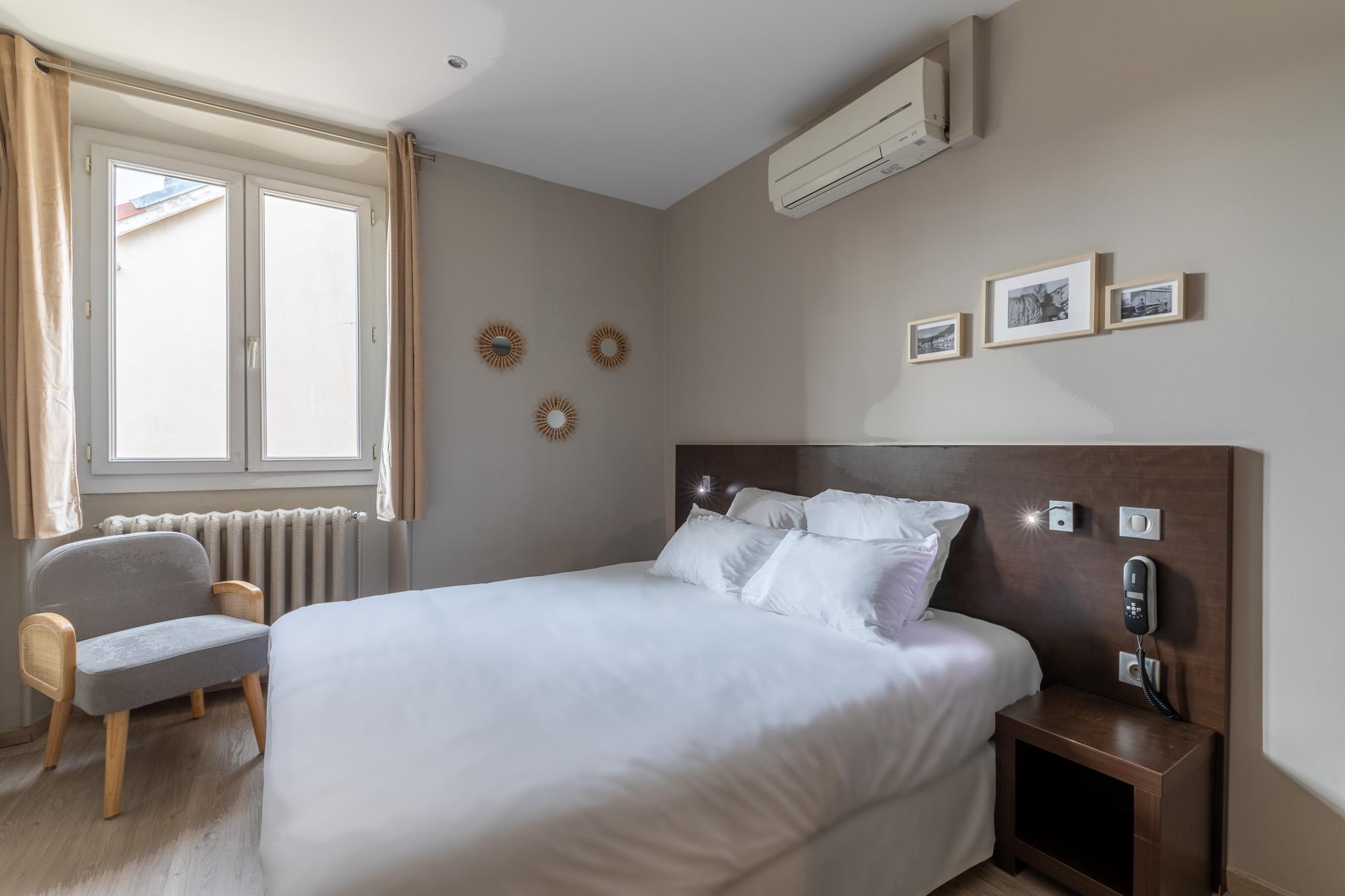 1924 (adults Only) 3* Grenoble