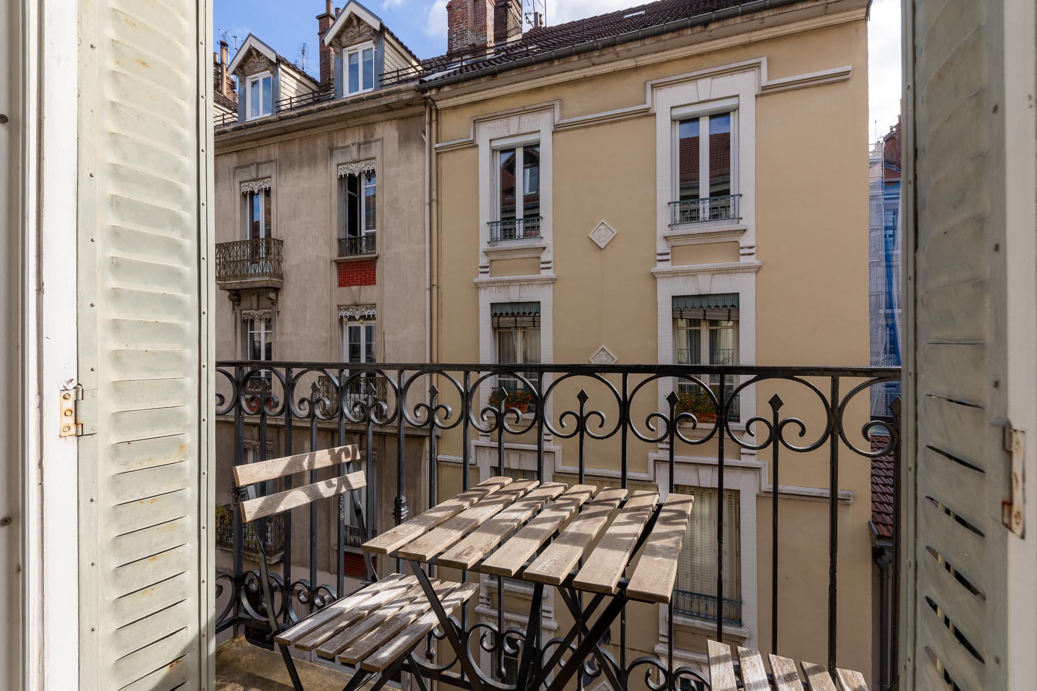 1924 (adults Only) 3* Grenoble