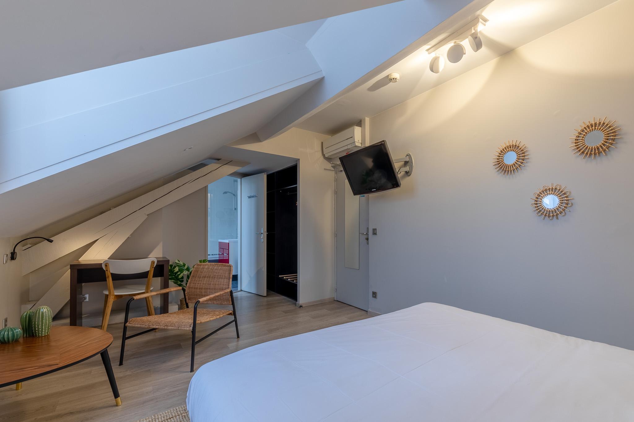 1924 (adults Only) 3* Grenoble